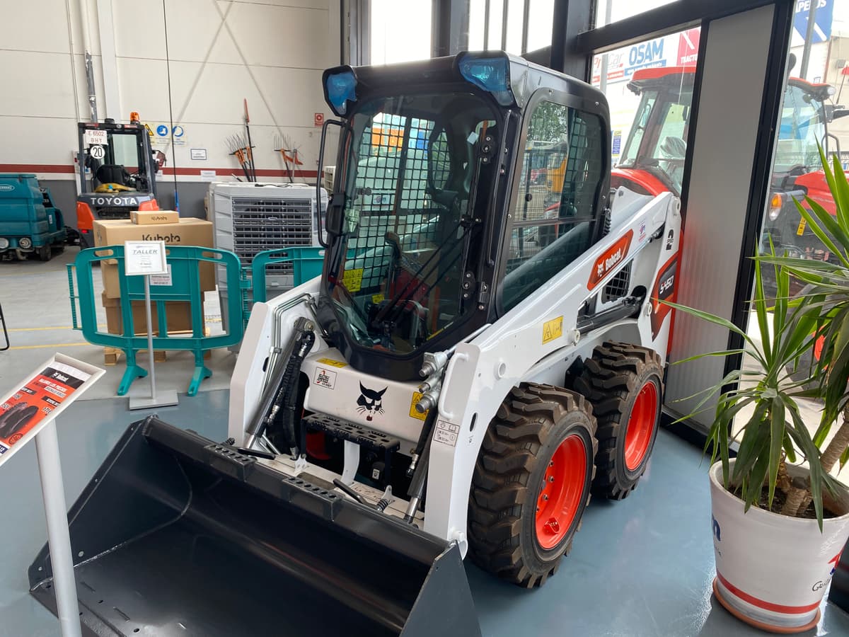 Cargadora  Bobcat S450 website