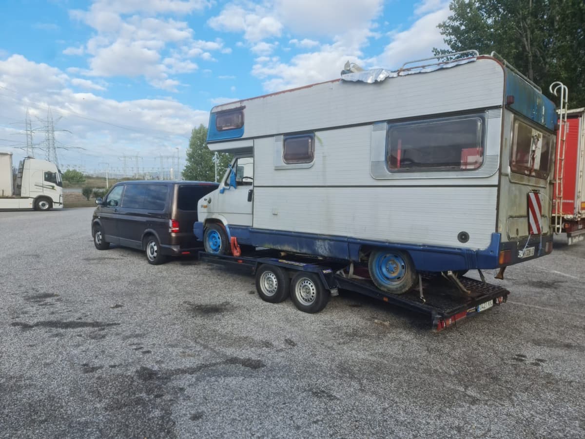 Alquiler de remolques agrícolas para coche o todo Terreno website