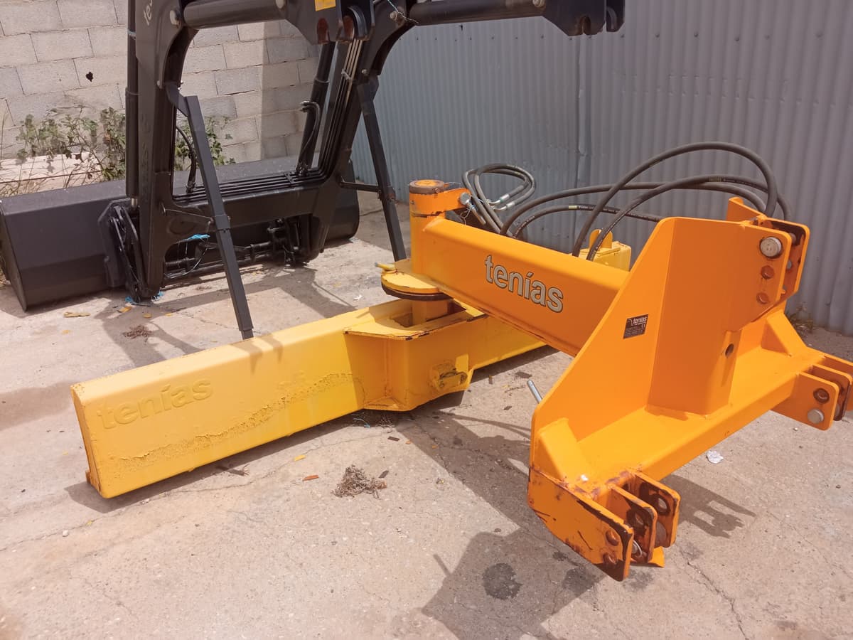 Alquiler de polidozer o cuchilla niveladora 2,5m website