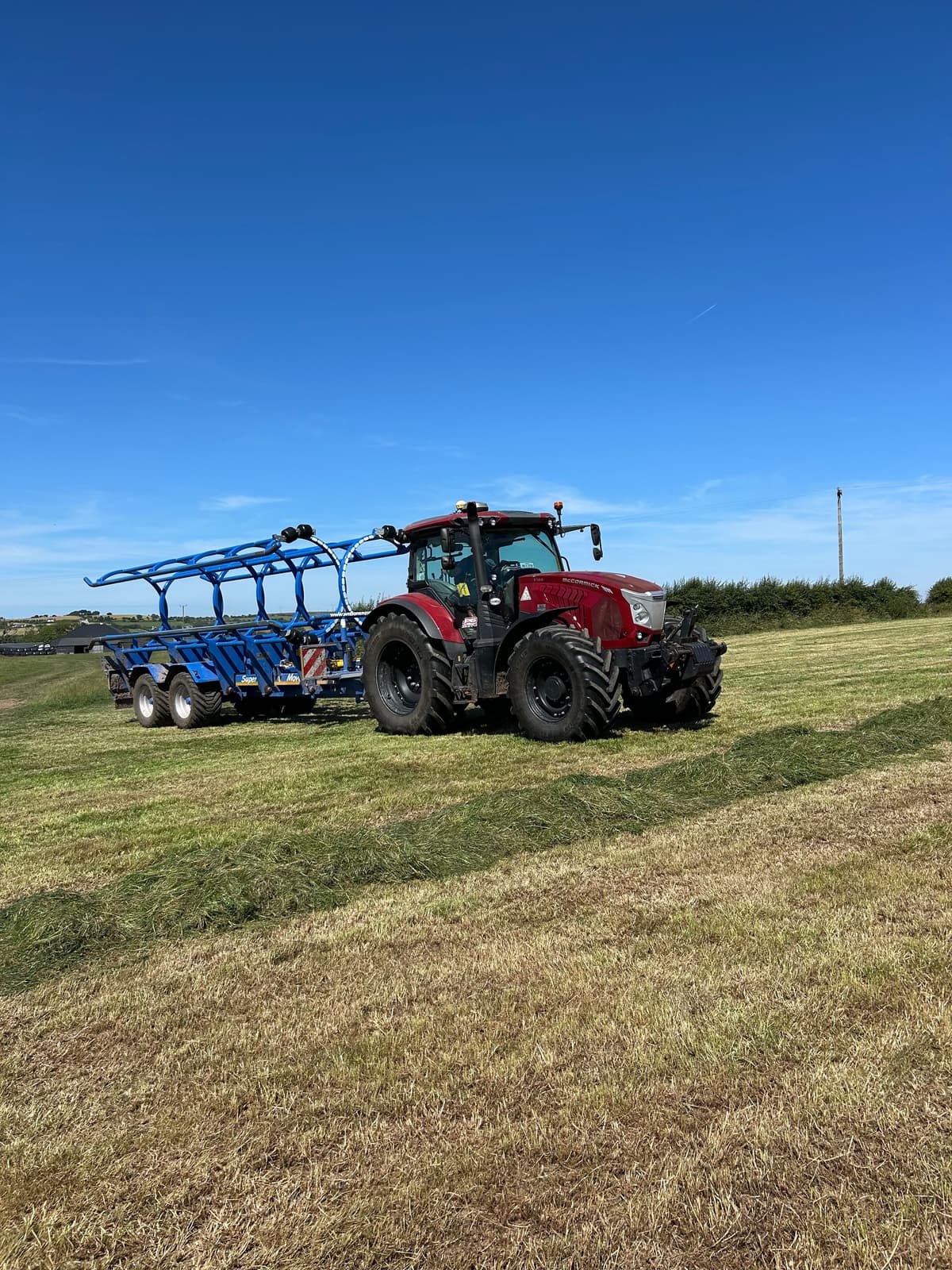 TRACTOR McCormick X7 6 P6 DRIVE en RENTING website