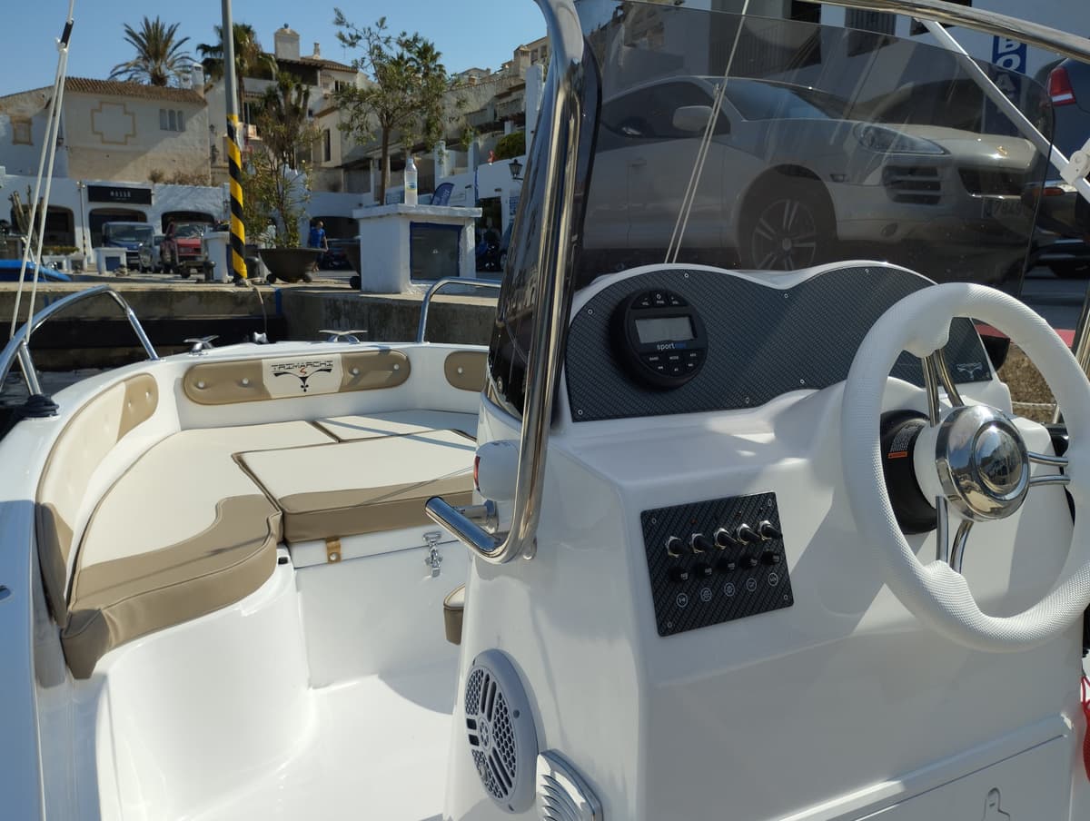 Alquiler Barco sin Licencia 6 pax website