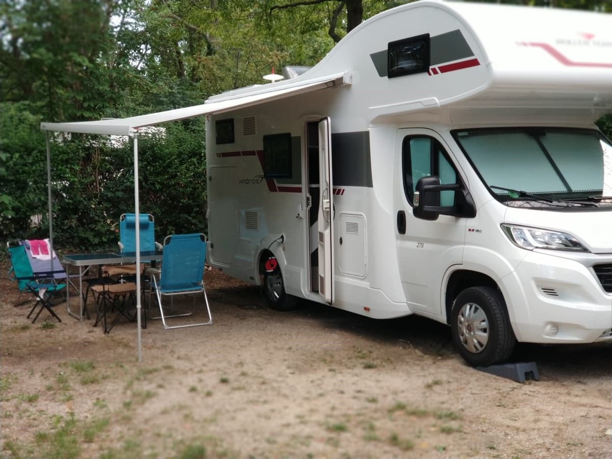 ALQUILER AUTOCARAVANA ROLLER TEAM 279M VILLANUEVA DE GALLEGO website