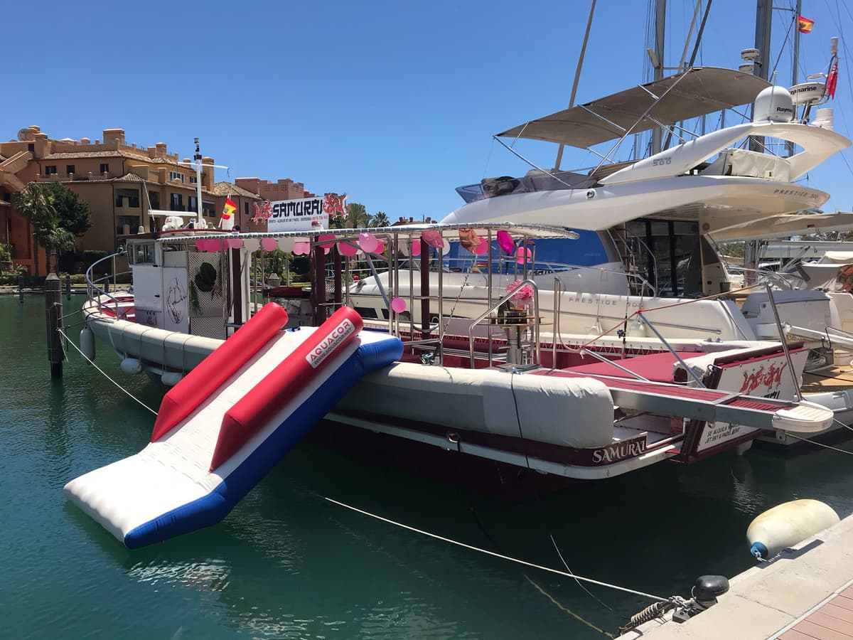 ALQUILE DE BARCO SOTOGRANDE website