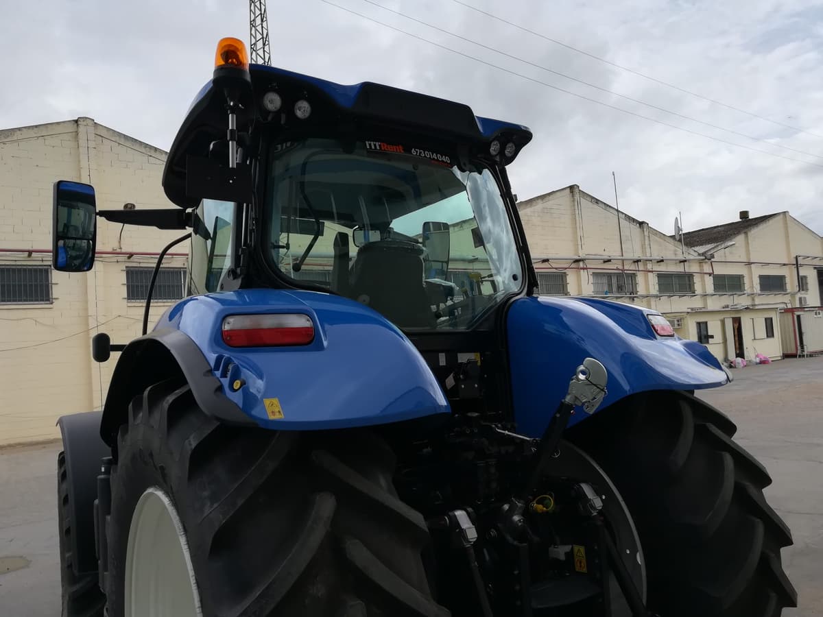 ALQUILER NEW HOLLAND T7 215s website