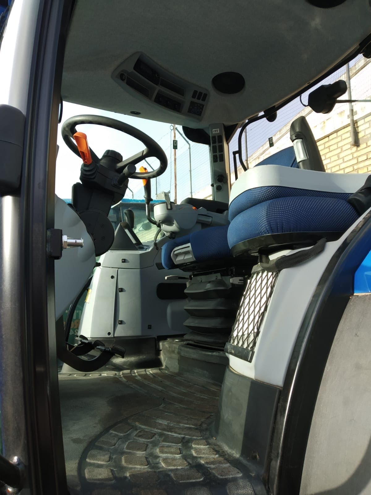 ALQUILER DE TRACTOR NEW HOLLAND T6 160 LA RIOJA website