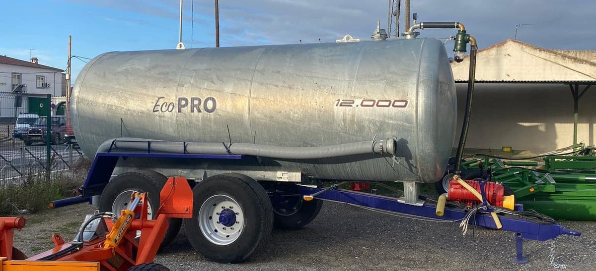 Alquiler de cisterna de 12000 litros website