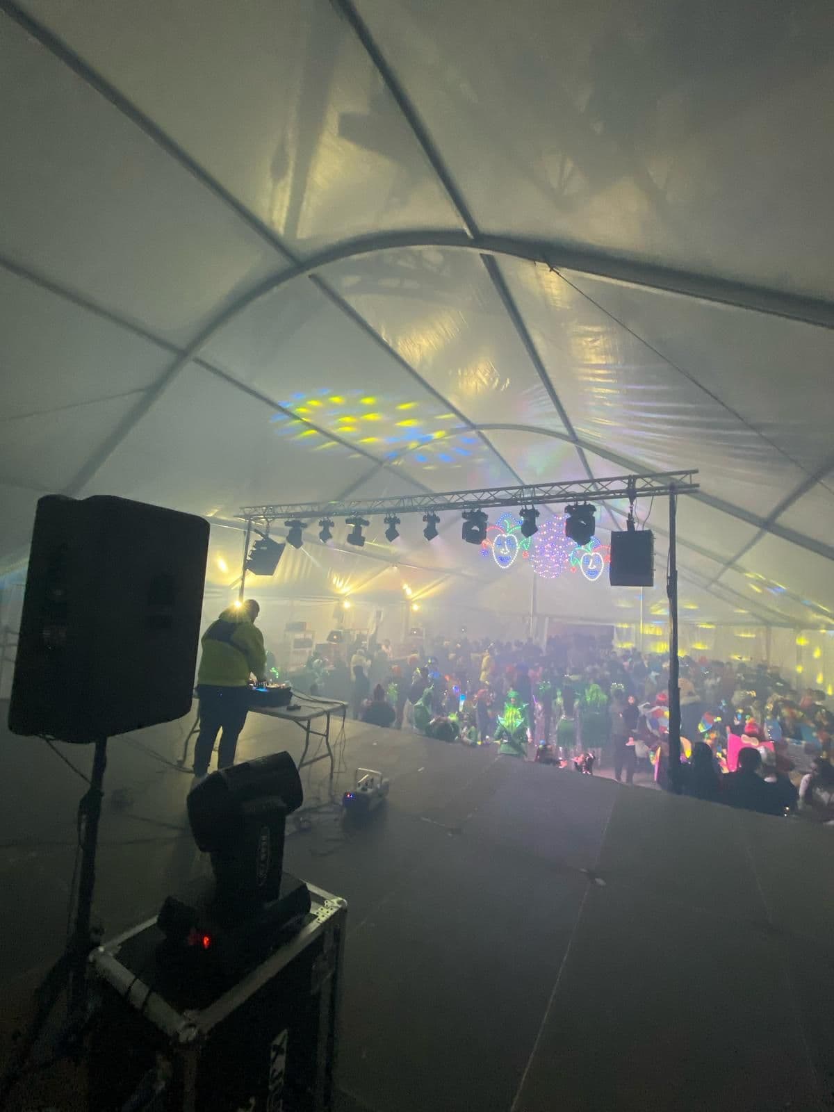 Alquiler de Escenarios para Eventos musicales  website